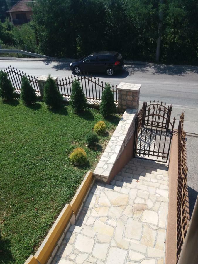 Apartmani Nedim Dubrave Gornje Exterior photo